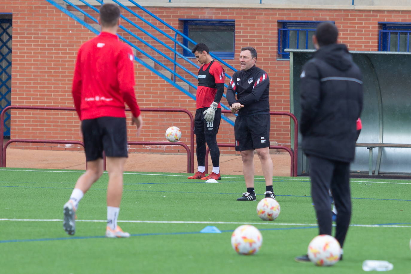 Entrenamientos intensos de fútbol en Barcelona