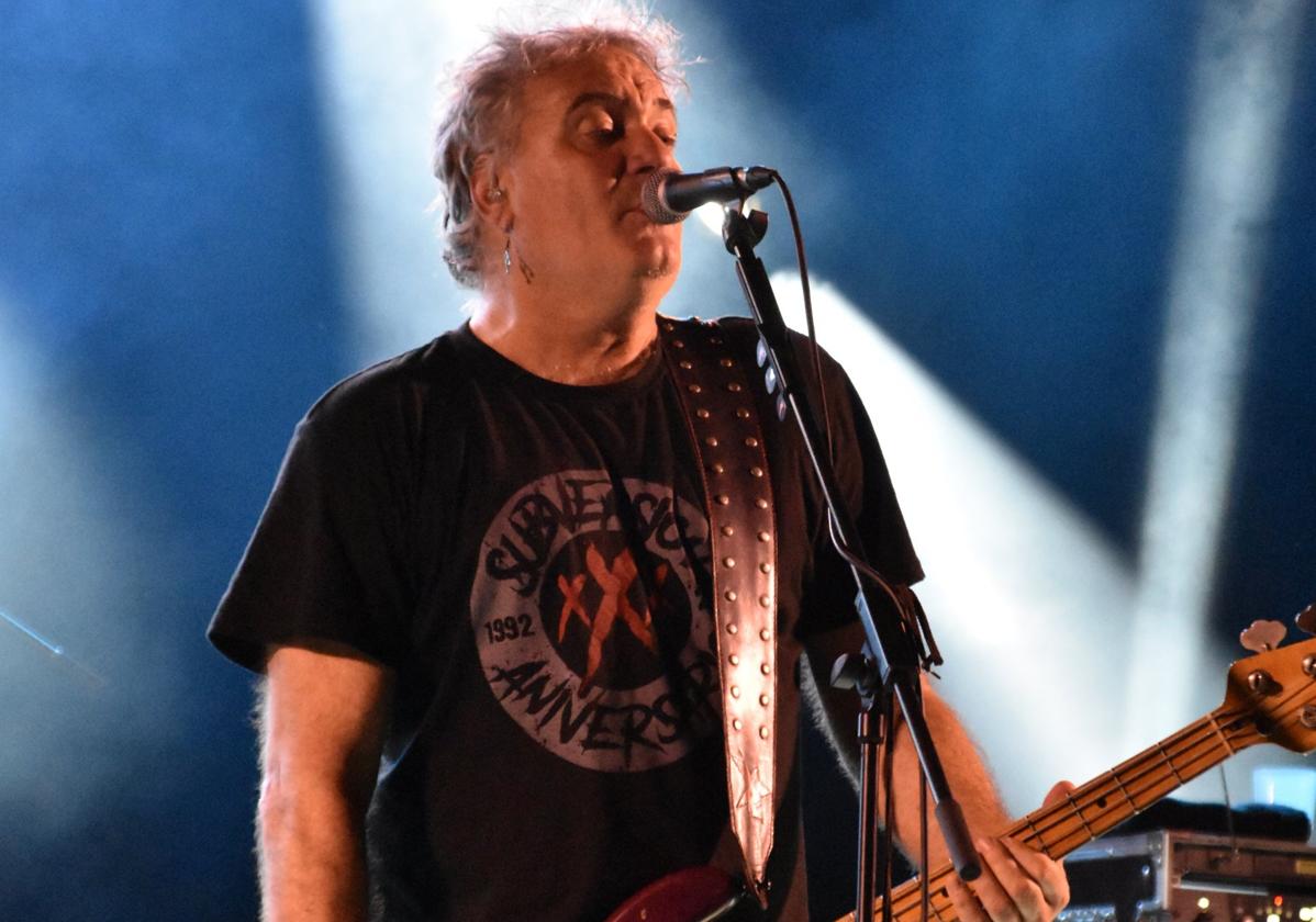 El punk del KalagurriRock suena en la carpa de las verduras de Calahorra