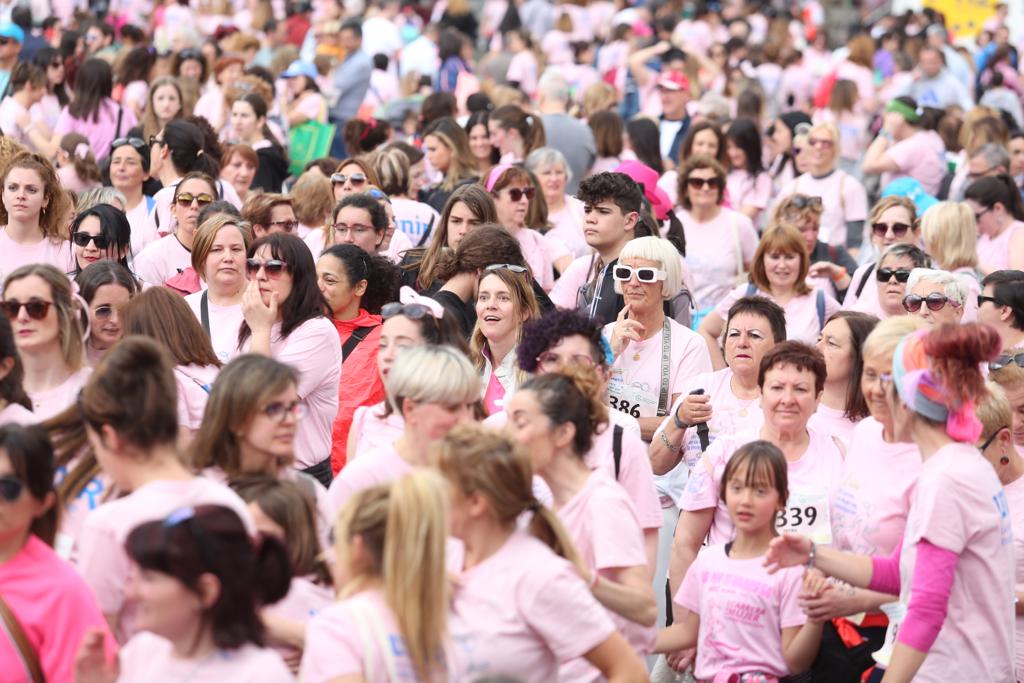 Clase de zumba tras la Carrera de la Mujer de Logroño