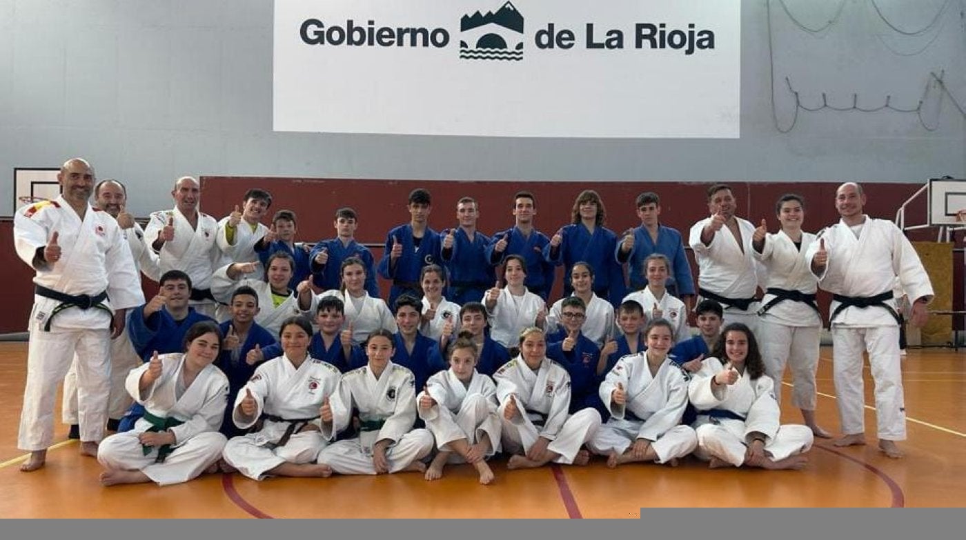 Componentes de la selección riojana de judo que se desplaza al Nacional a Madrid.