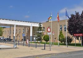 Entrada a Urgencias del Hospital de Calahorra.