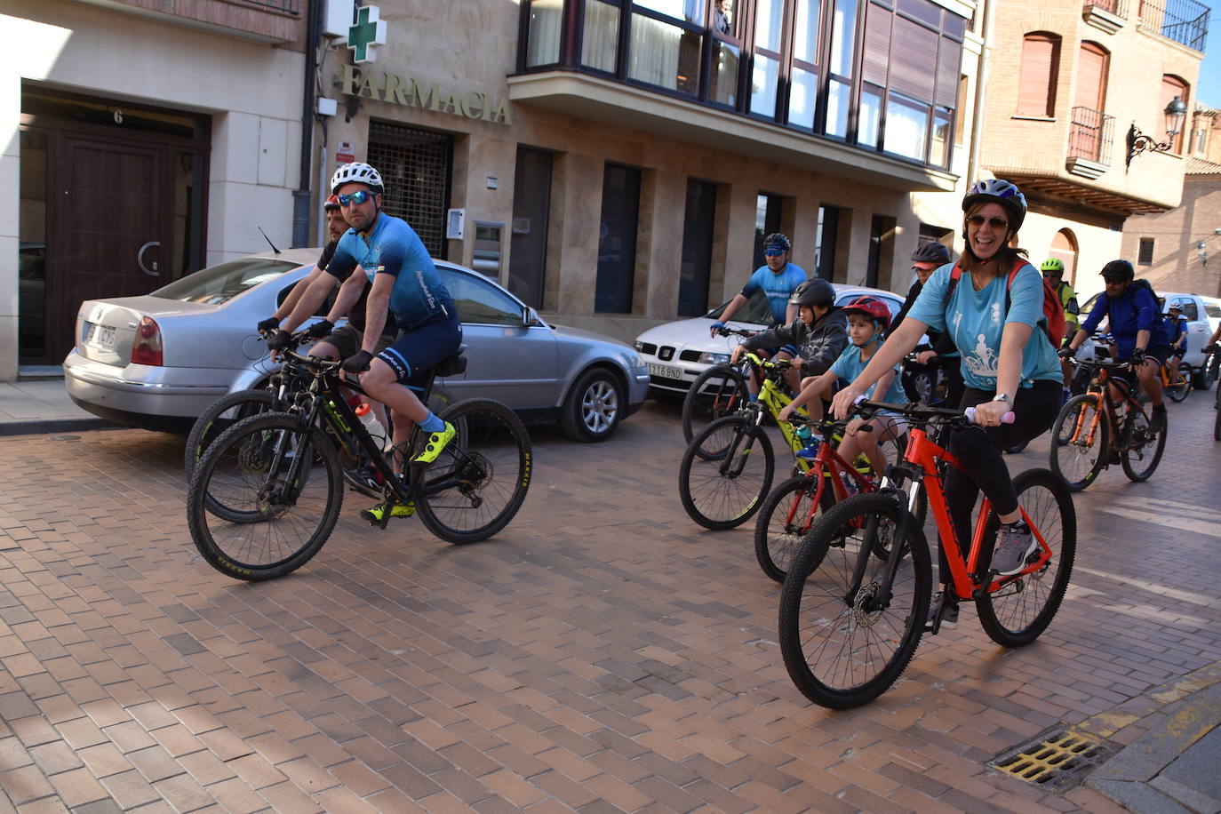 Aldeanueva, entre bicicletas y pochas