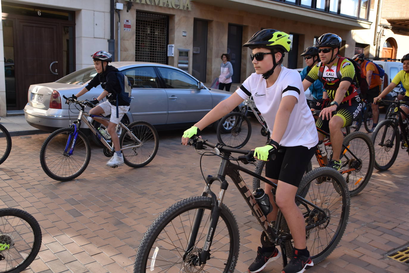 Aldeanueva, entre bicicletas y pochas