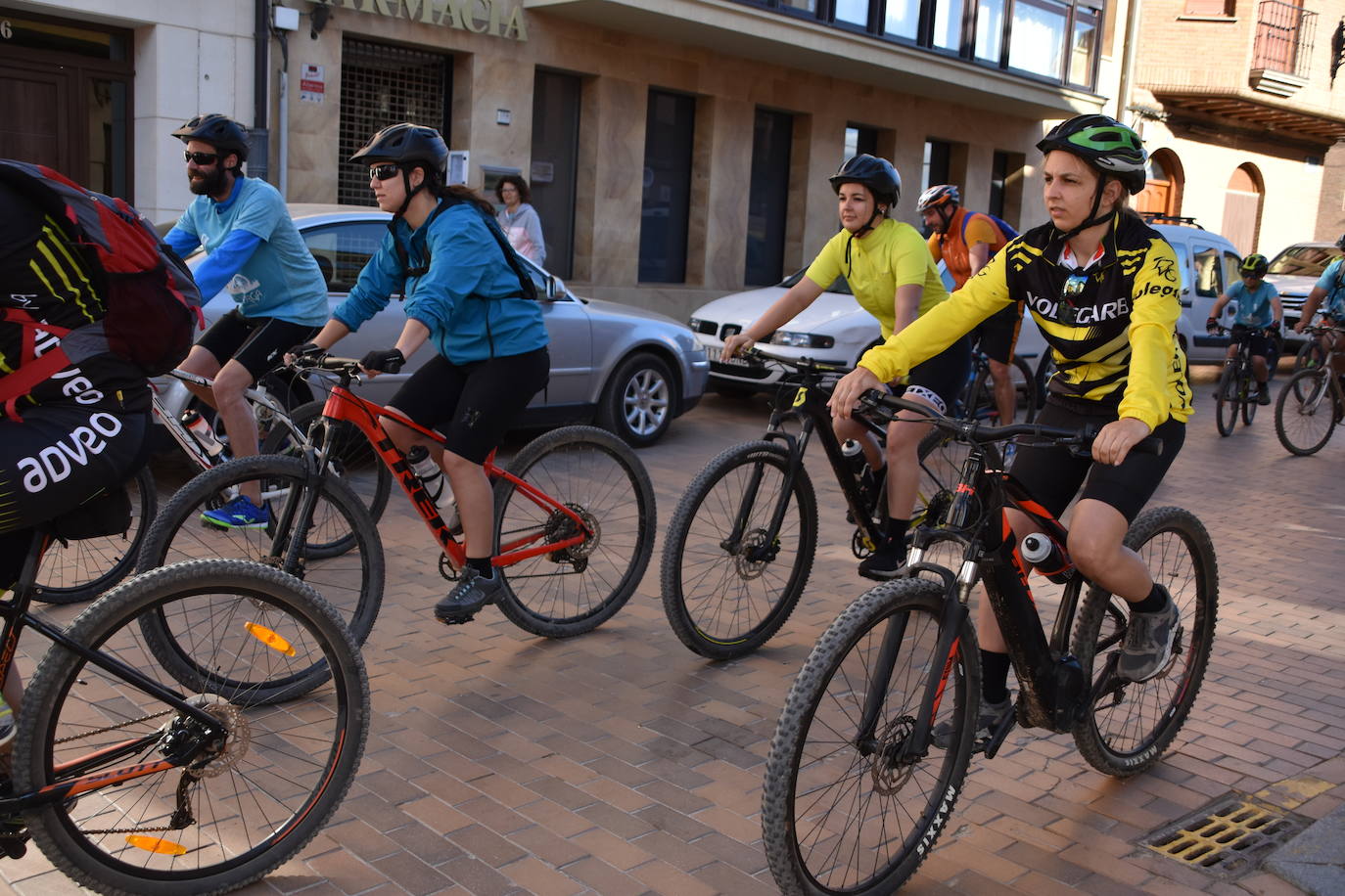 Aldeanueva, entre bicicletas y pochas