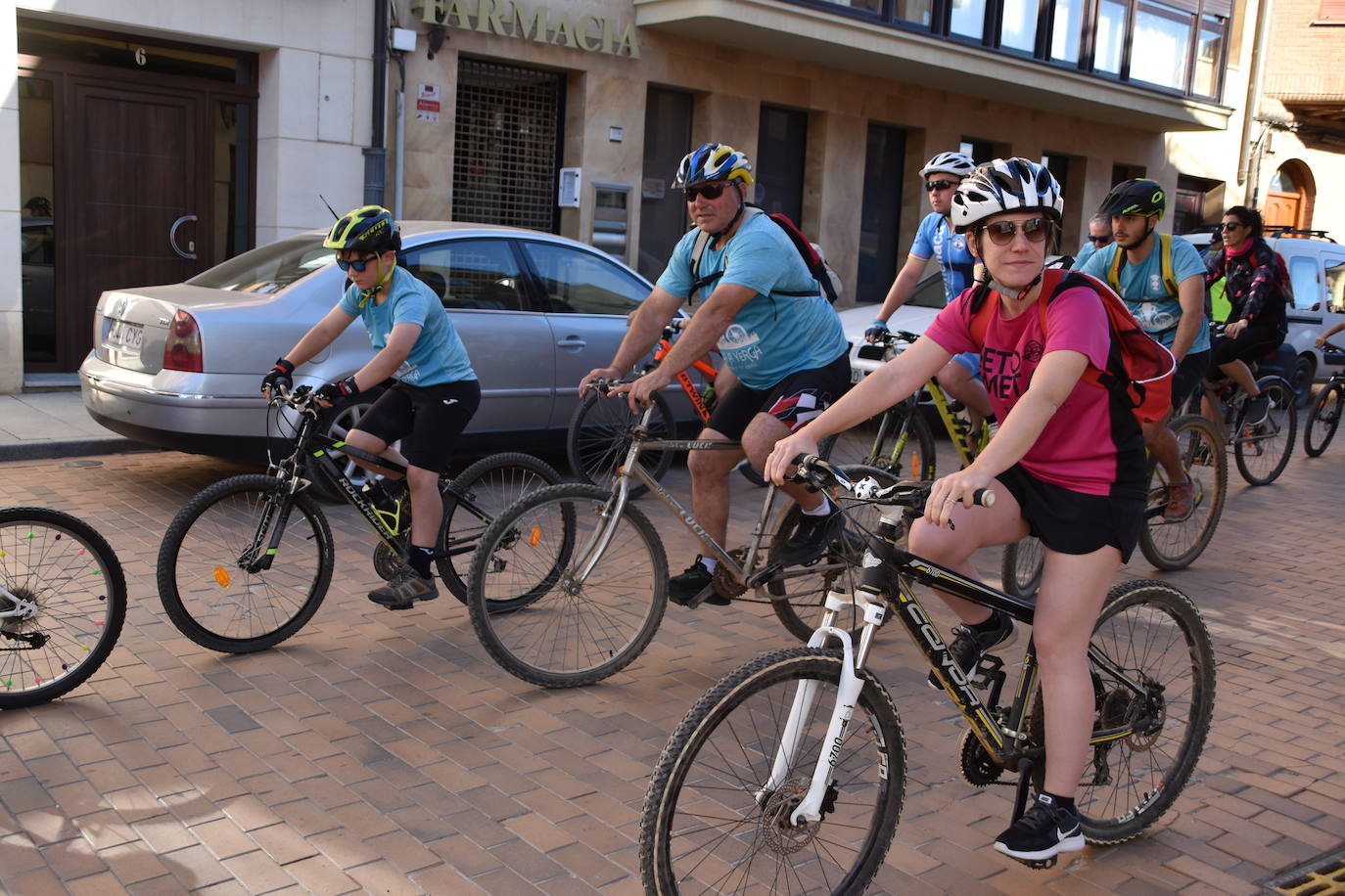 Aldeanueva, entre bicicletas y pochas