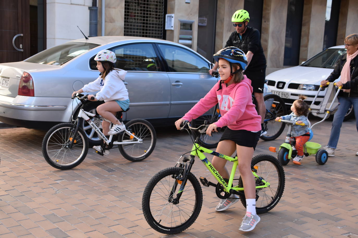 Aldeanueva, entre bicicletas y pochas