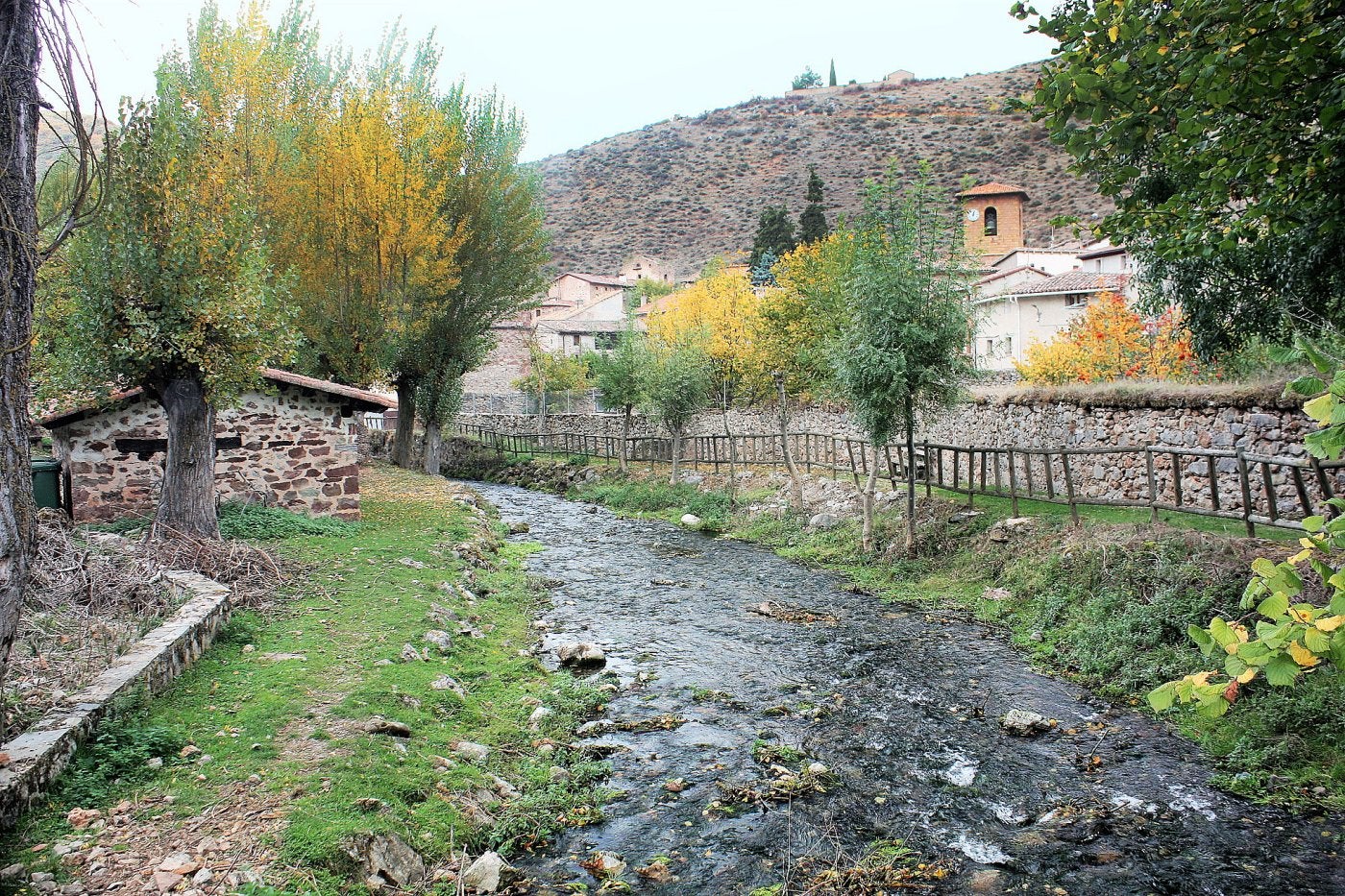 El pueblo de Brieva de Cameros está preparando una cápsula del tiempo que cerrará este 13 de mayo y abrirá dentro de 77 años.