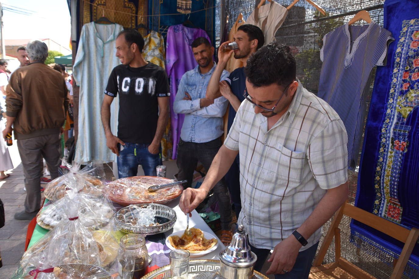 Domingo de Fungitur y feria intercultural en Pradejón