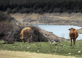 Imagen del embalse de Pajares.