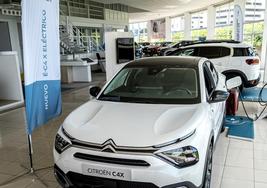 Citroën C4X.