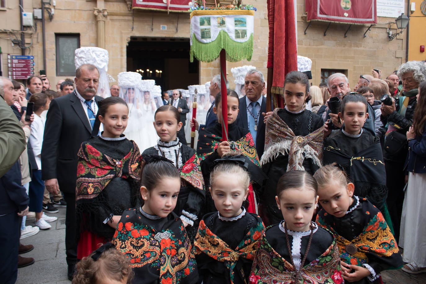 La procesión de las doncellas en Santo Domingo