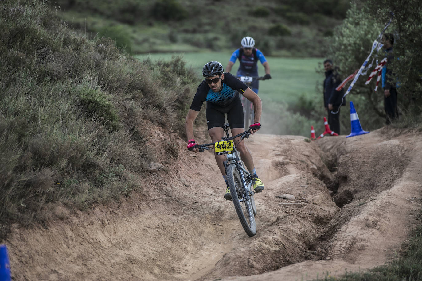 La primera etapa de La Rioja Bike Race, en imágenes