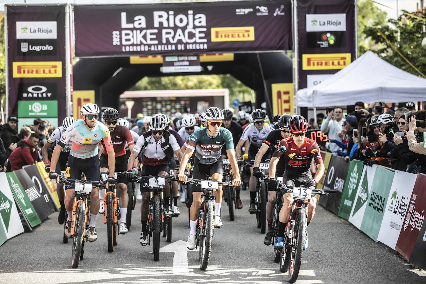 Las imágenes de la segunda etapa de La Rioja Bike Race