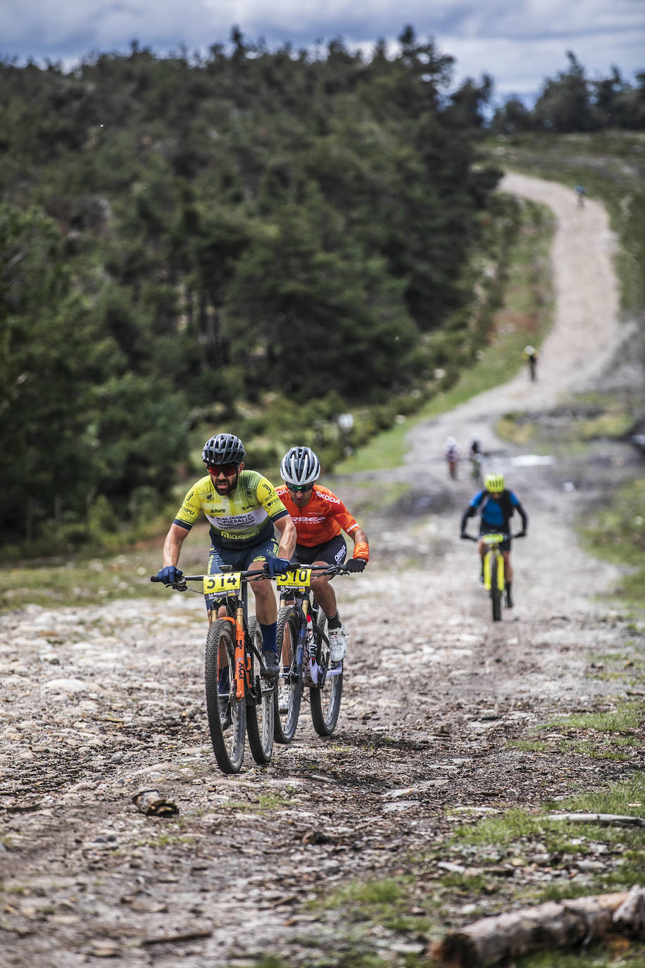 Las imágenes de la segunda etapa de La Rioja Bike Race
