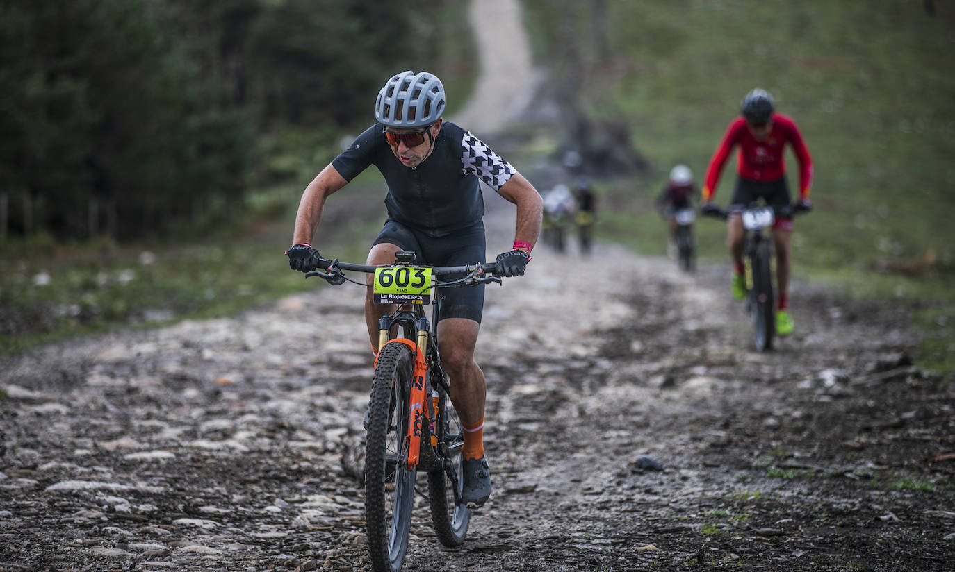 Las imágenes de la segunda etapa de La Rioja Bike Race