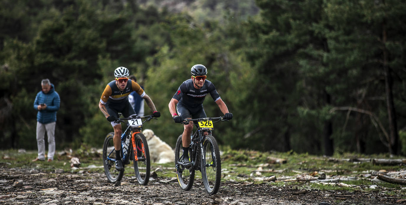 Las imágenes de la segunda etapa de La Rioja Bike Race