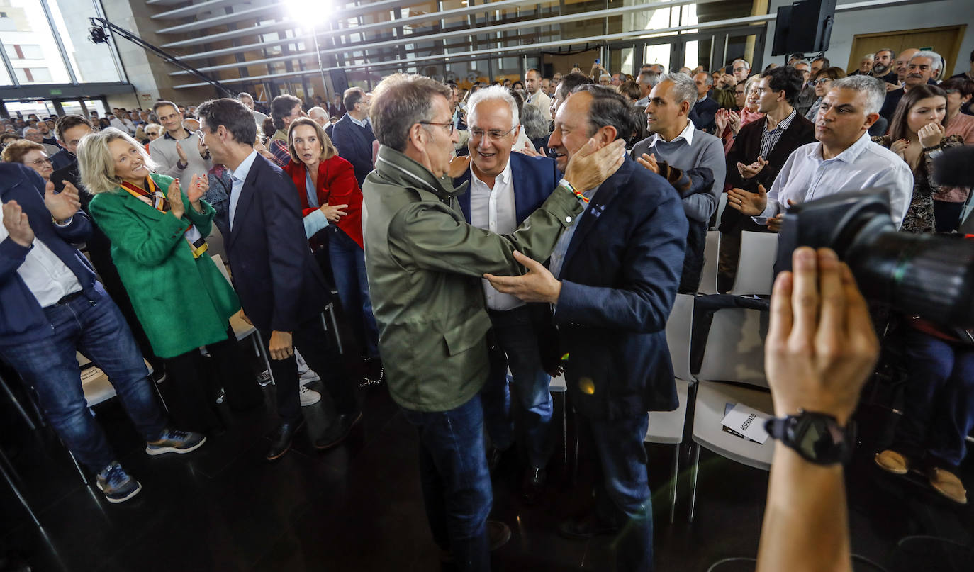 Mitin de Feijóo en Riojafórum