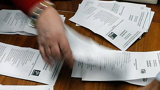 Cómo votan quienes no tienen nacionalidad española