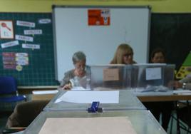 Mesa electoral en Logroño.