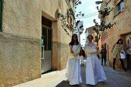 Las doncellas de Sorzano regresan a la Virgen del Roble