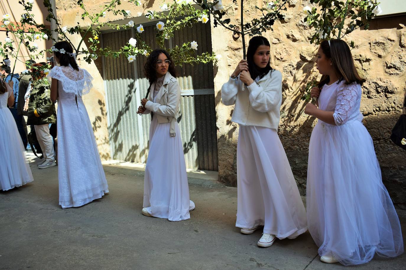 Las doncellas de Sorzano regresan a la Virgen del Roble