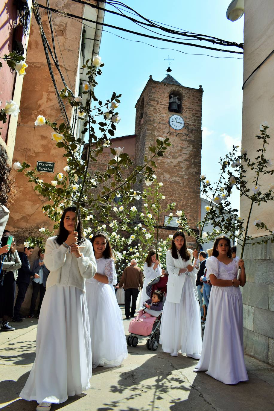 Las doncellas de Sorzano regresan a la Virgen del Roble
