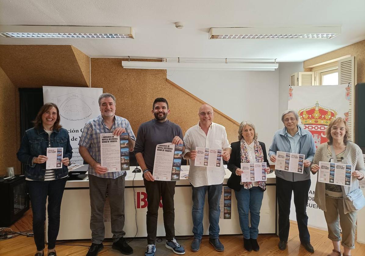 Presentación de las Jornadas en el Salón de Actos de la Biblioteca Almudena Grandes de Logroño