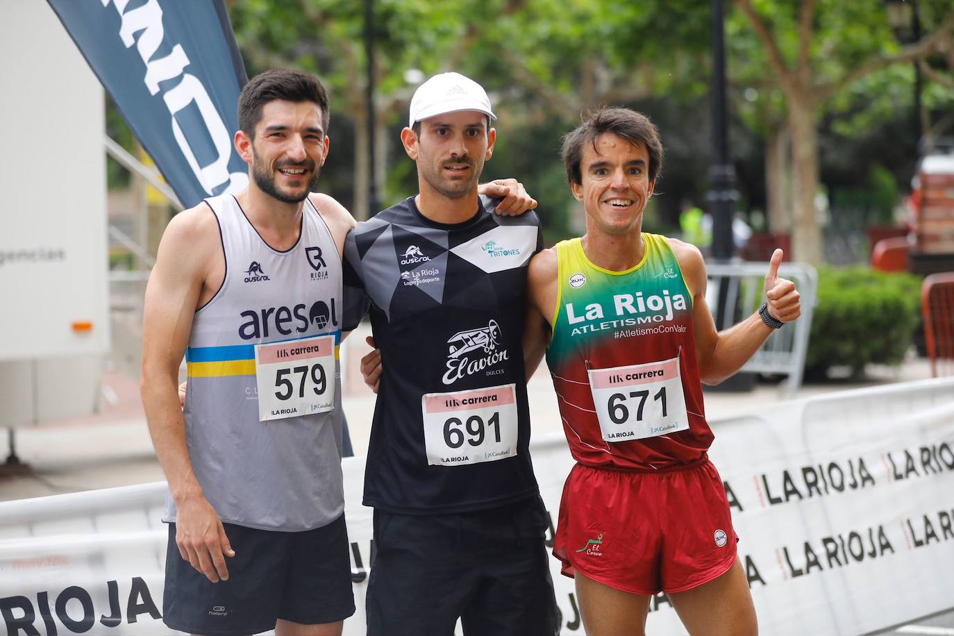 Los corredores llegan a la meta