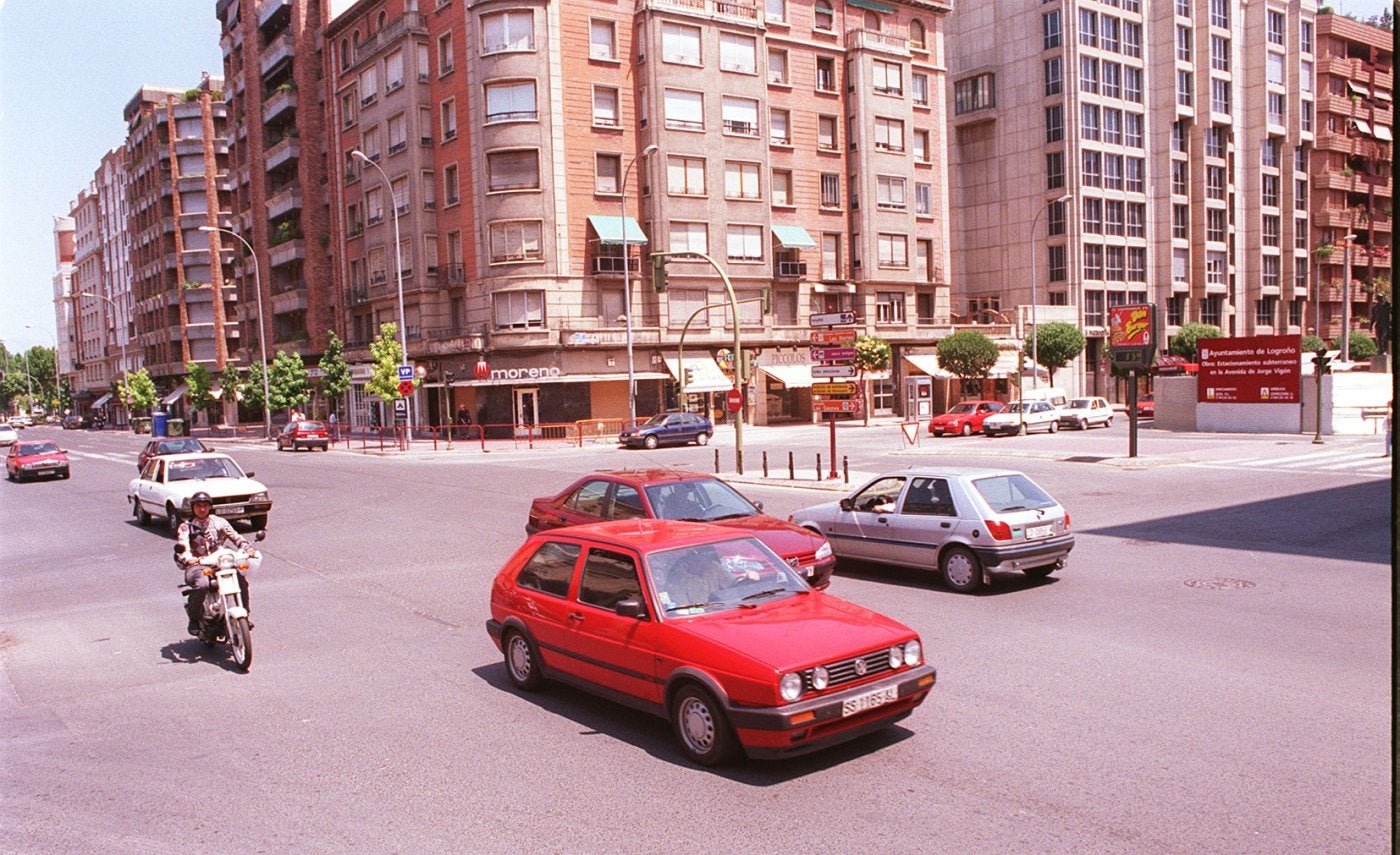 Imagen antes - Un cruce que es fuente del vino