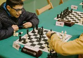 Unos jugadores durante una partida de la competición escolar autonómica celebrada a principios de año.