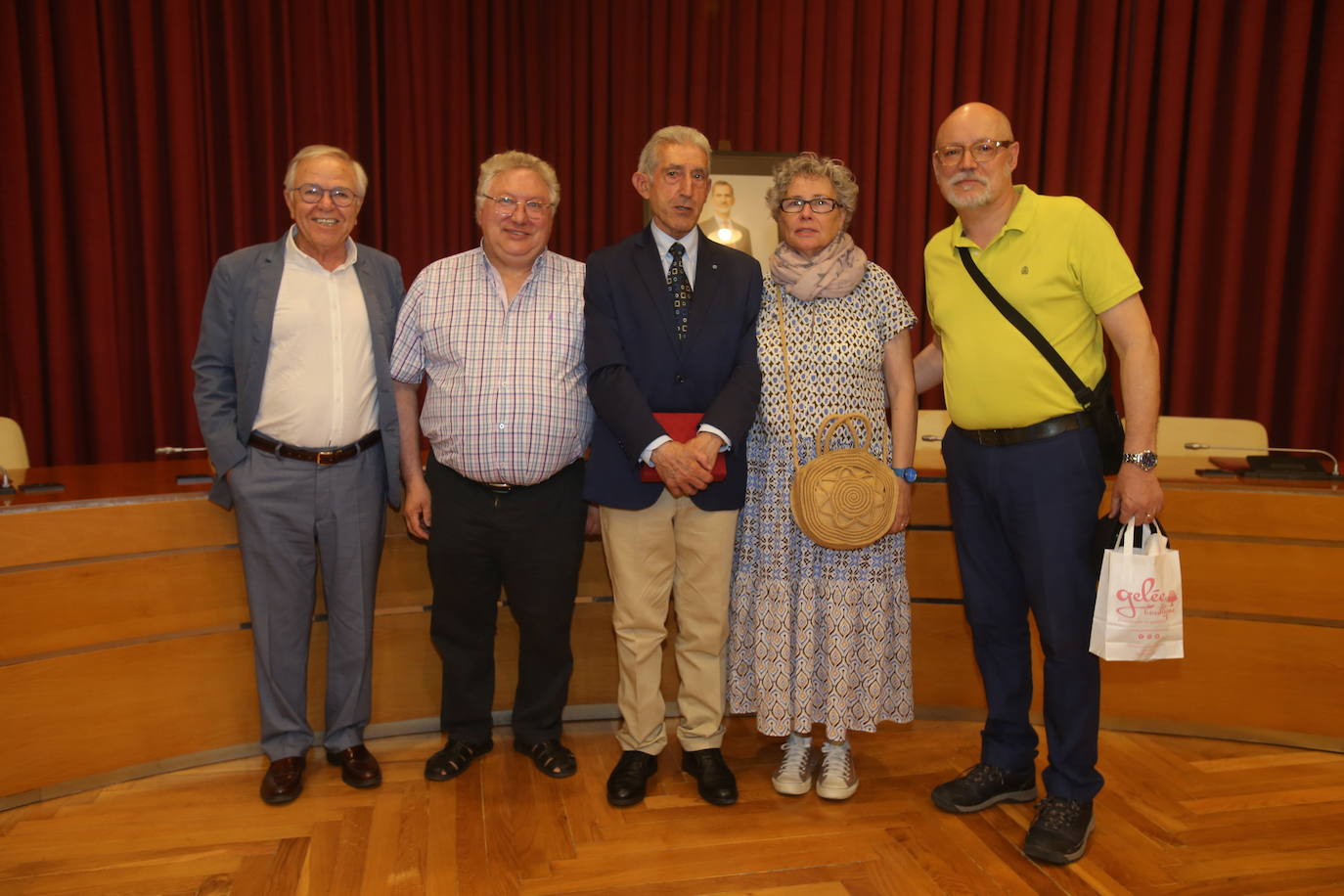 Entrega de las insignias San Bernabé