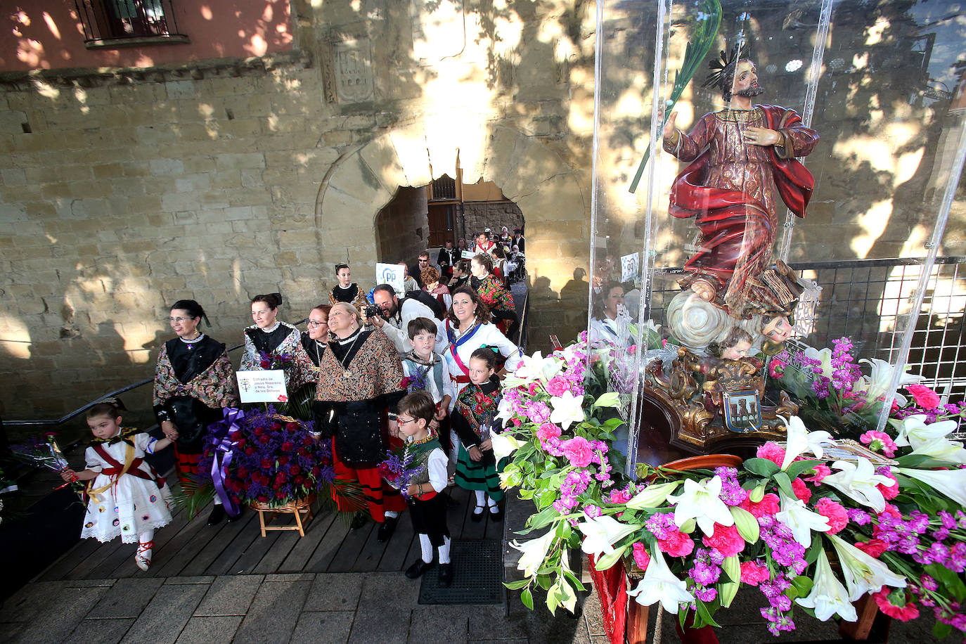 Ofrenda floral a San Bernabé