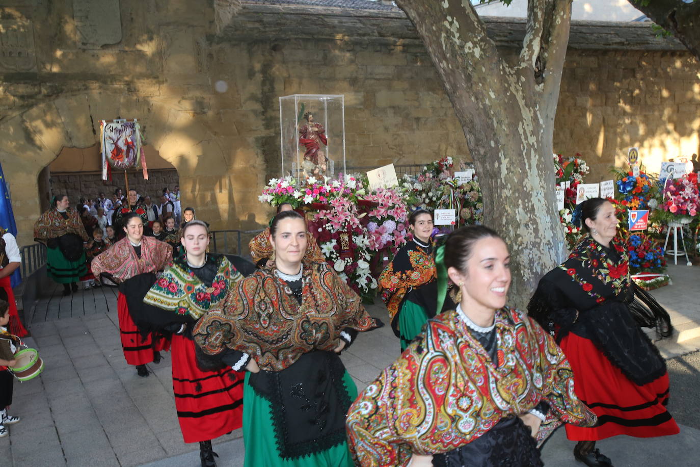 Ofrenda floral a San Bernabé