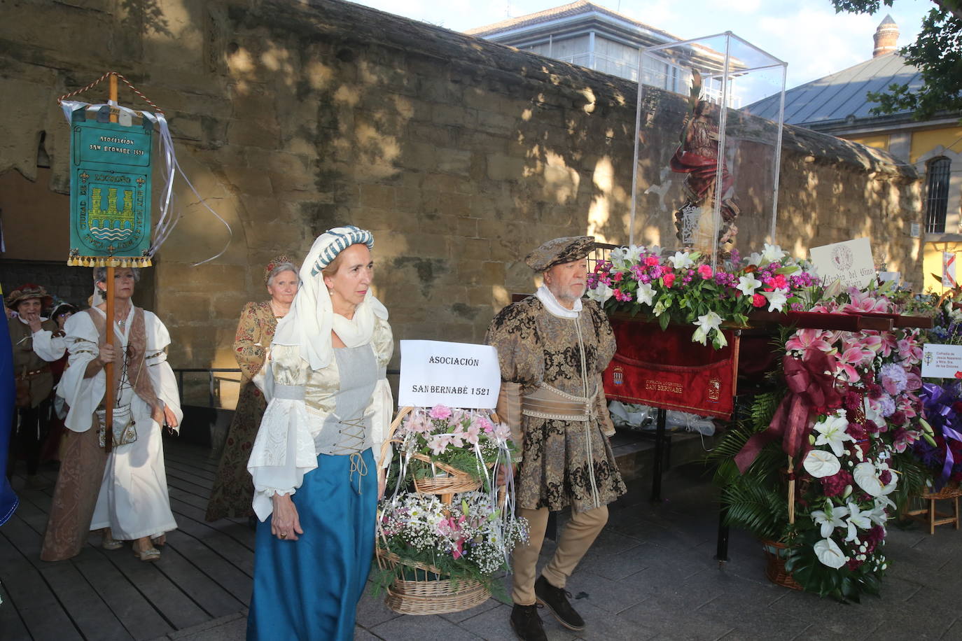 Ofrenda floral a San Bernabé