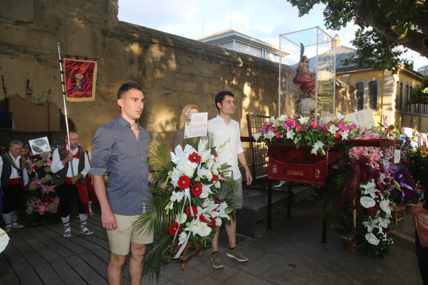 Ofrenda floral a San Bernabé