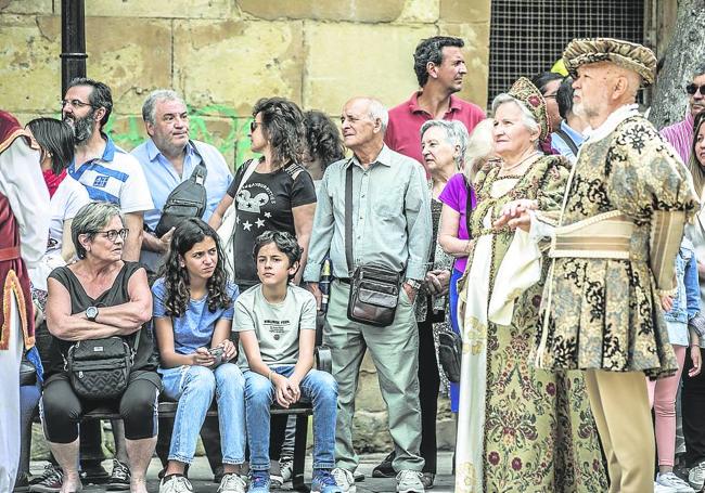 Público y participantes se mezclaron en el evento recreacionista.