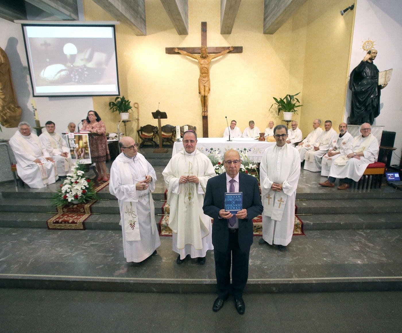 Despedida de los religiosos jesuitas.