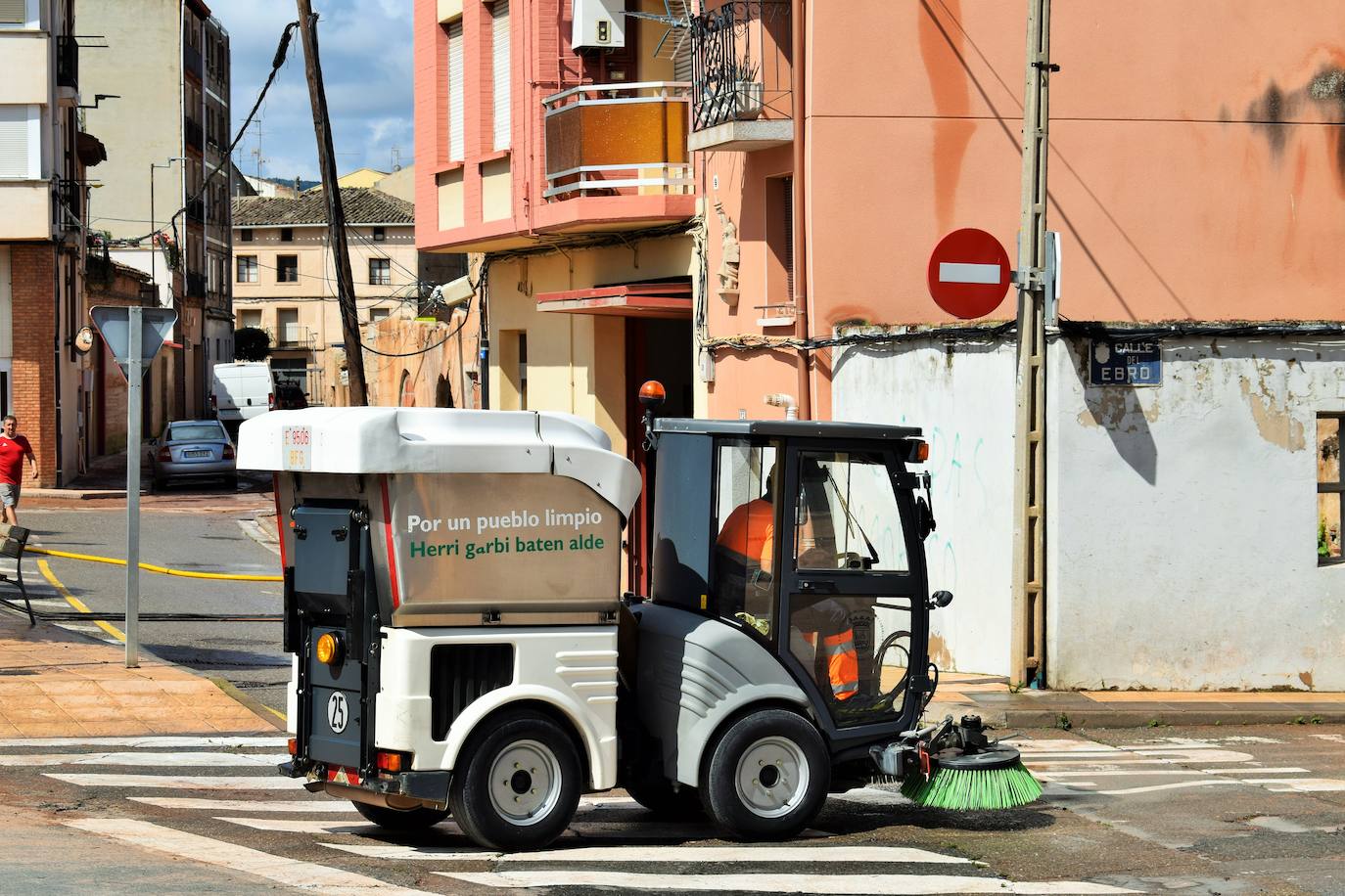 Las inundaciones afectaron a las calles de Fuenmayor