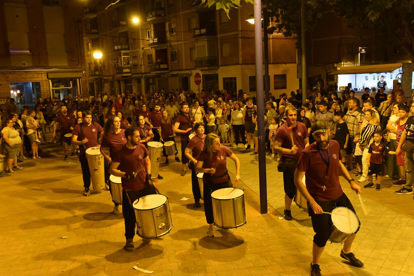 Hogueras en el barrio de La Estrella