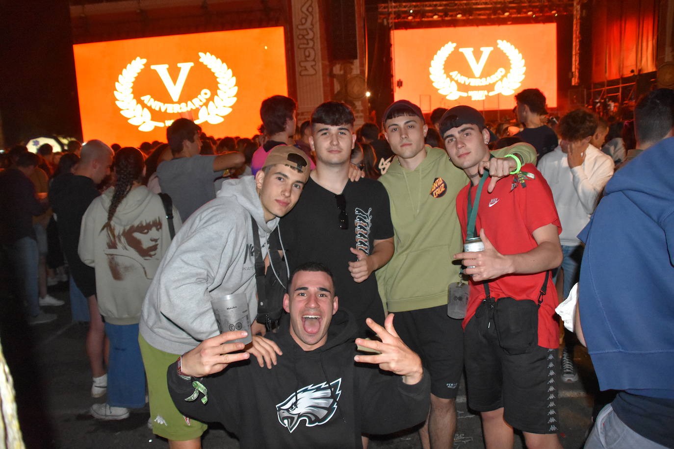 Viernes noche en el Holika