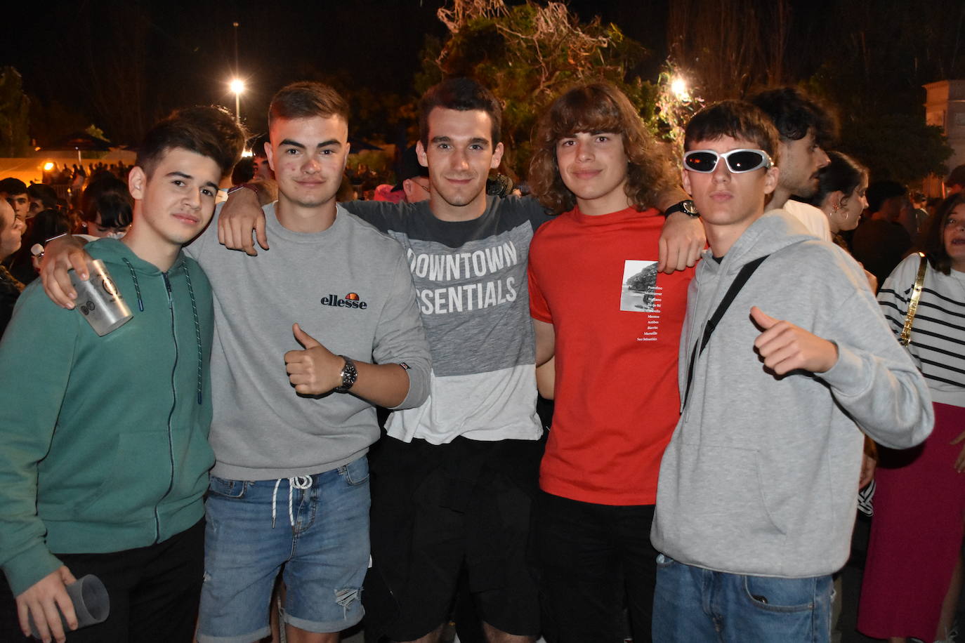 Viernes noche en el Holika