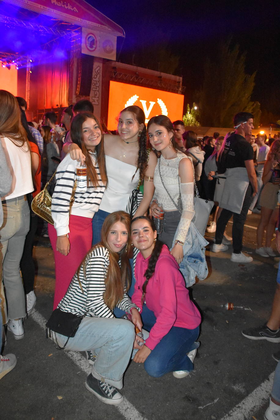 Viernes noche en el Holika