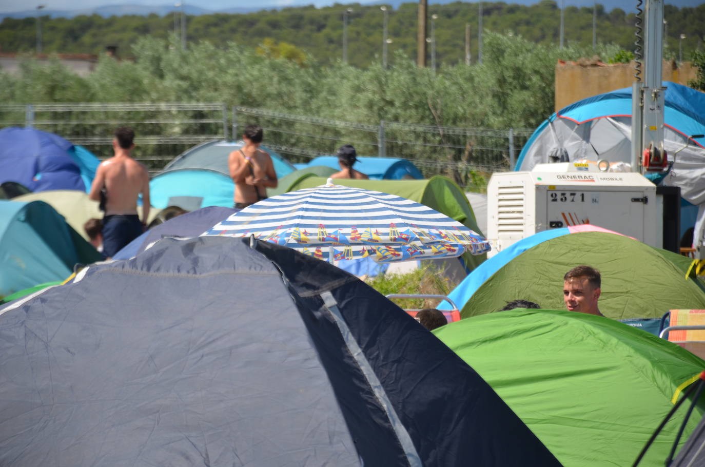 La acampada del Holika no para