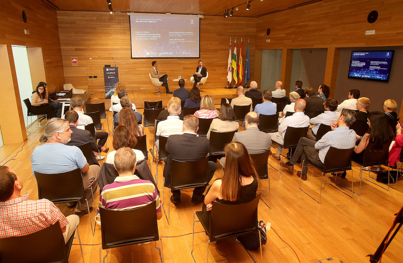 La jornada sobre turismo inteligente, en imágenes