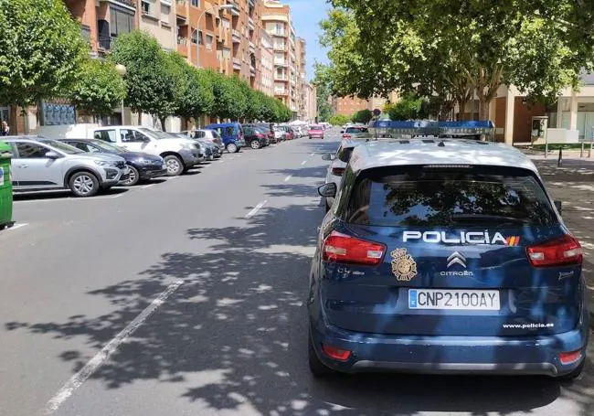 policia-calle-manzanera-U190852992843cDB-U2007256242778OC-650x455@La%20Rioja.jpg