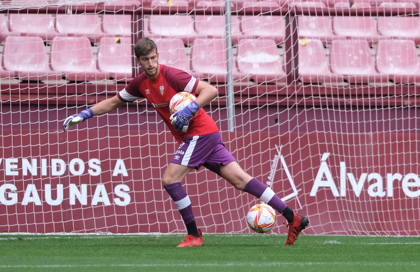 Víctor Pradas, en su etapa en la Unión Deportiva Logroñés.