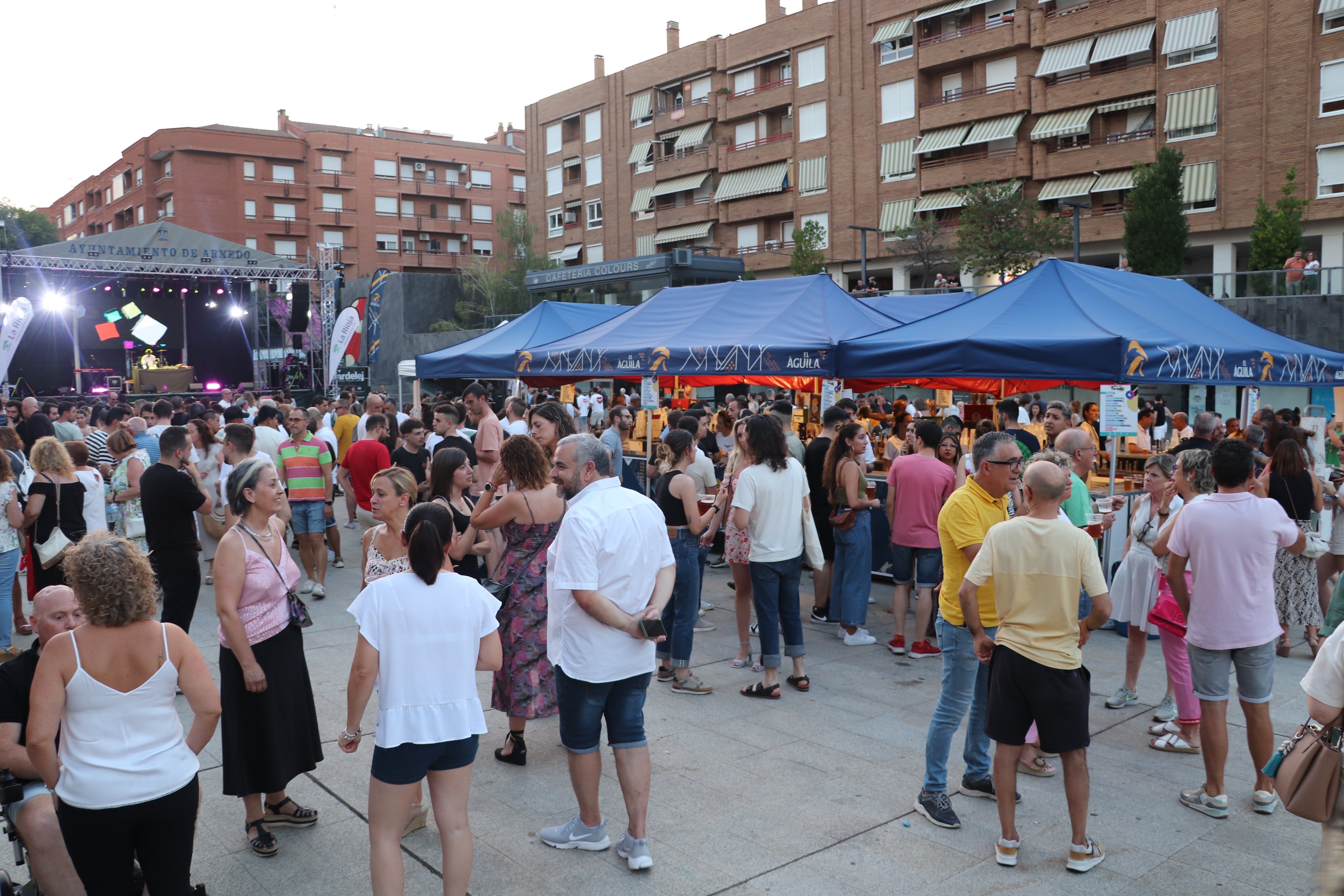 El Fárdelej llena las calles de Arnedo de música y gastronomía