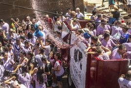 Un momento de la Batalla del Clarete del año pasado.