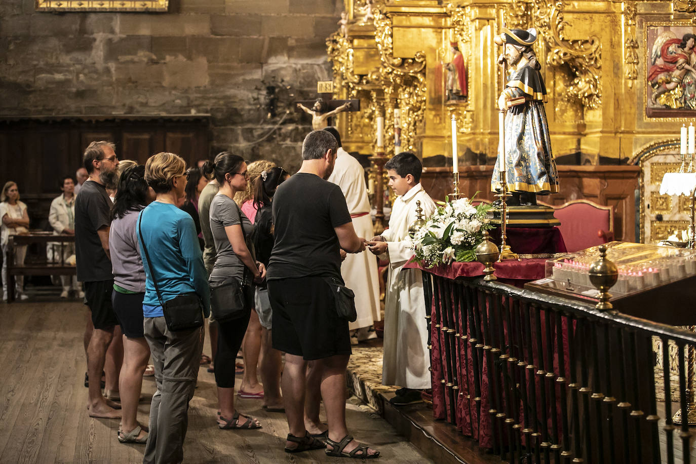 La iglesia de la Asunción de Navarrete exhibe su botafumeiro