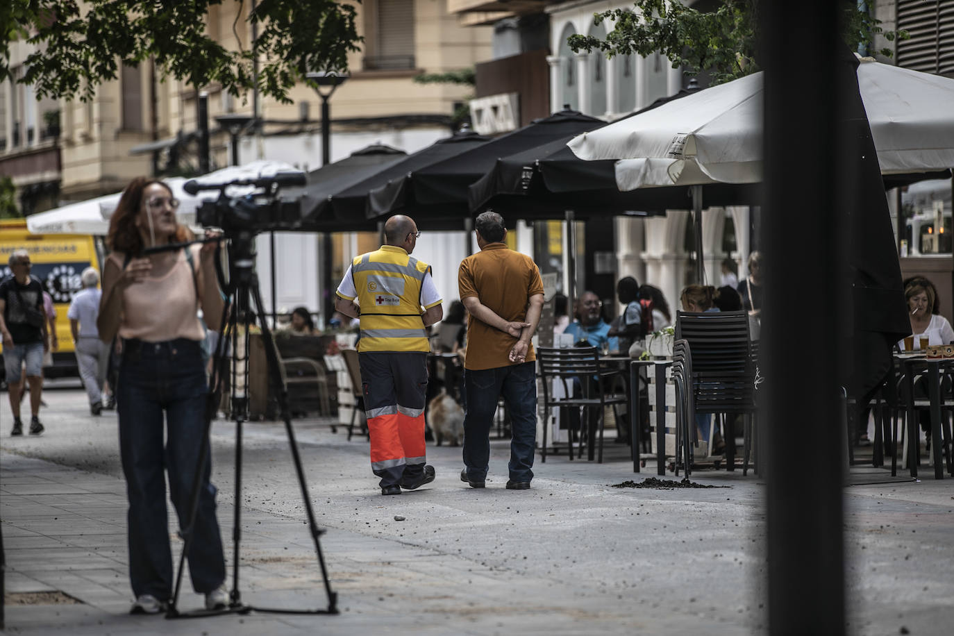 Conmoción en Logroño por el desplome del edificio de Adoratrices